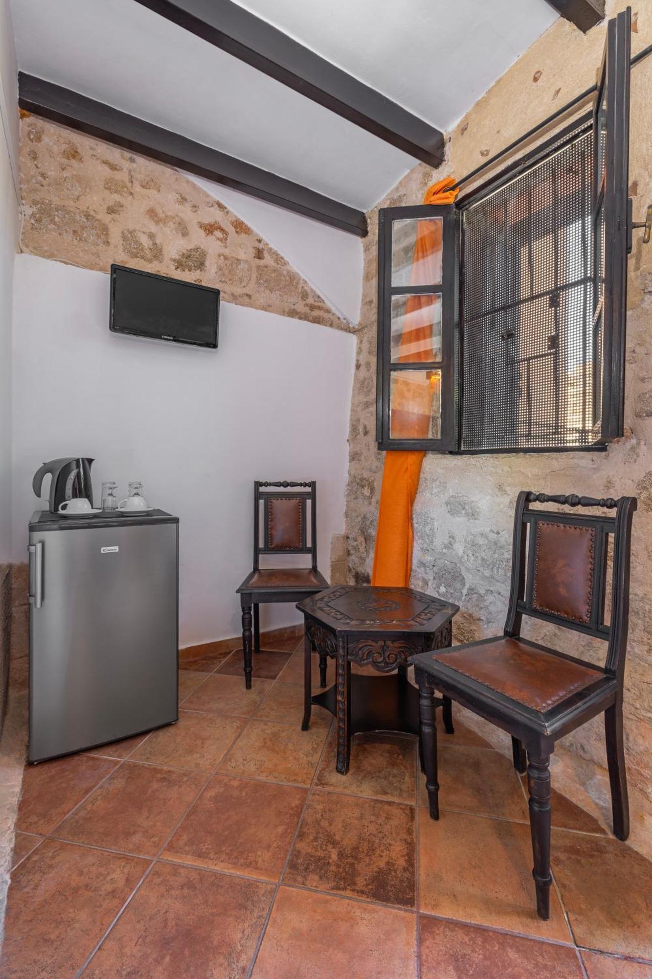 Saint Michel Boutique Hotel Rhodes City Екстериор снимка