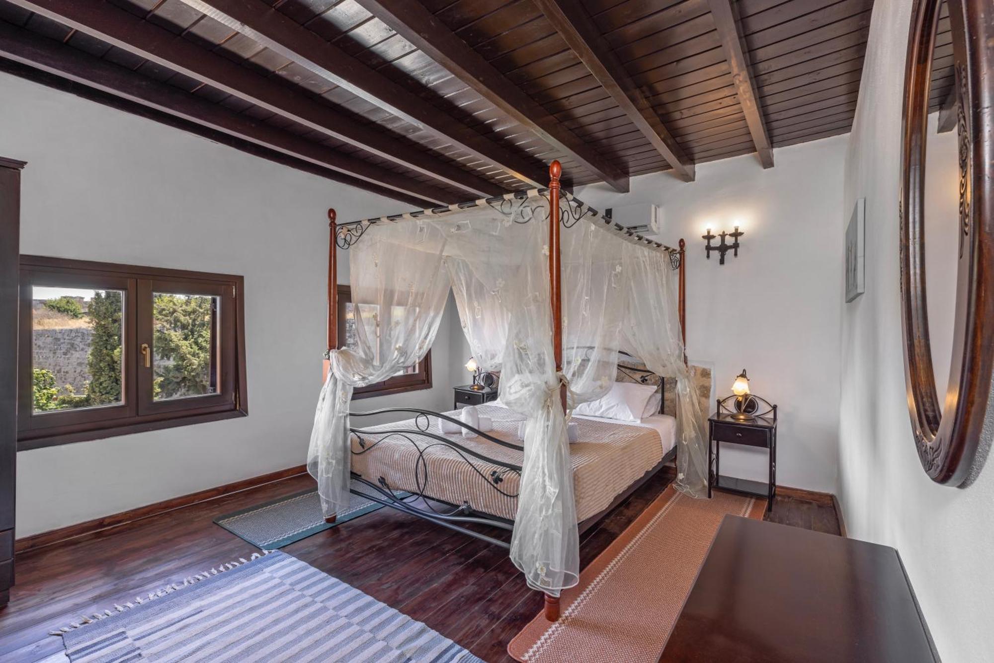 Saint Michel Boutique Hotel Rhodes City Екстериор снимка